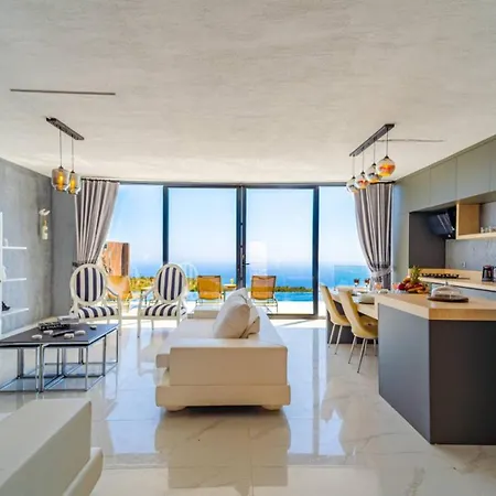 Seaview 2 Bedroom - 9854 *