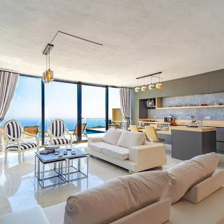 Seaview 2 Bedroom - 9854 *